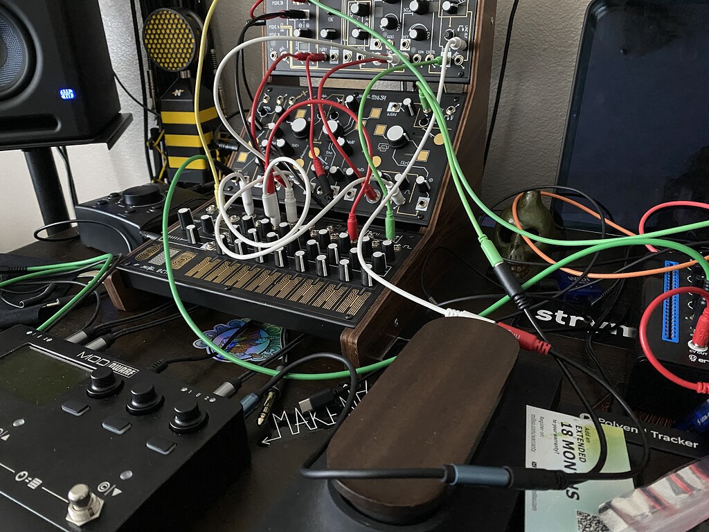 Can the stereo input on mod dwarf be split into 2 mono channels ...
